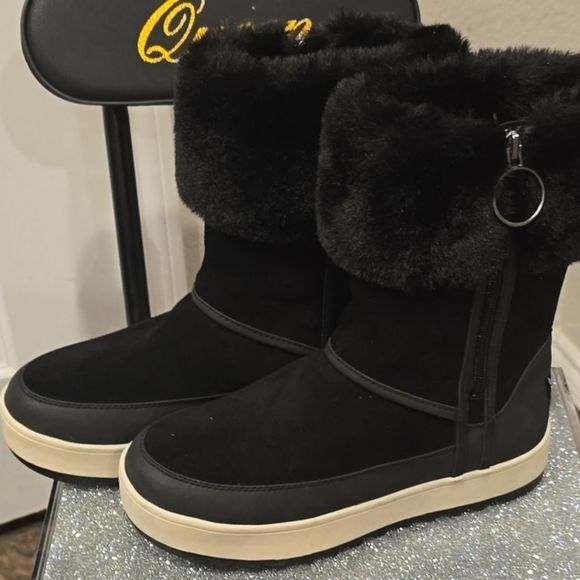 Koolaburra By Ugg Tynlee Tall Boot - Picture 9 of 11